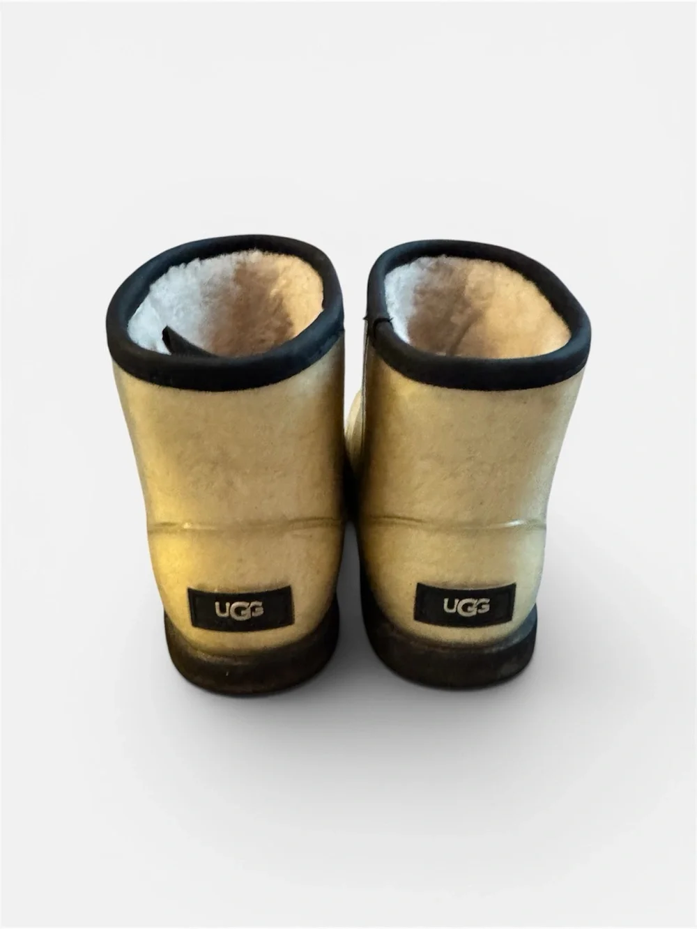 UGG Kids Mini Clear Shearling-Lined Boot, Size 3, Waterproof Boots